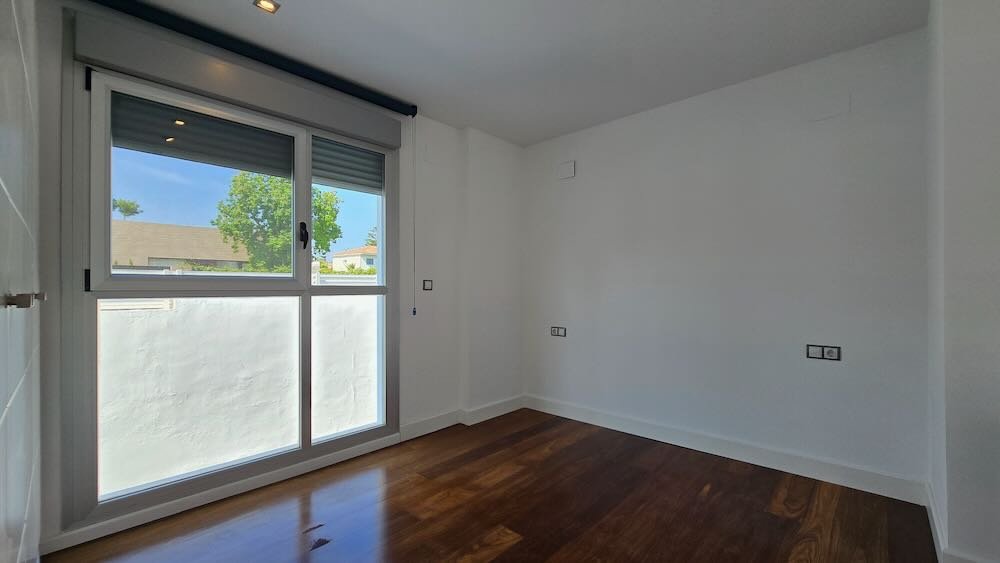 Property 2399 - Image 26