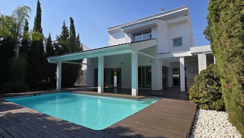 Property 2399 - Image 4