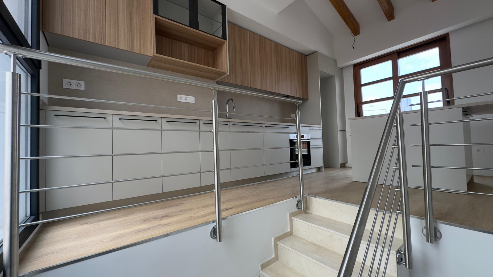 Property 2401 - Image 23