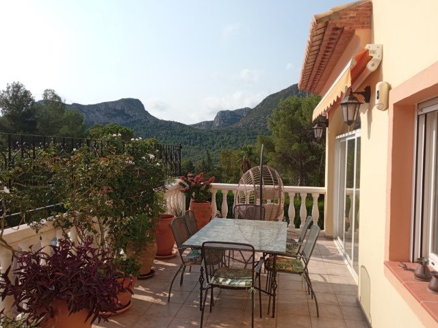 Property 2403 - Image 26