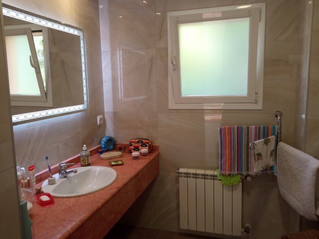 Property 2403 - Image 35