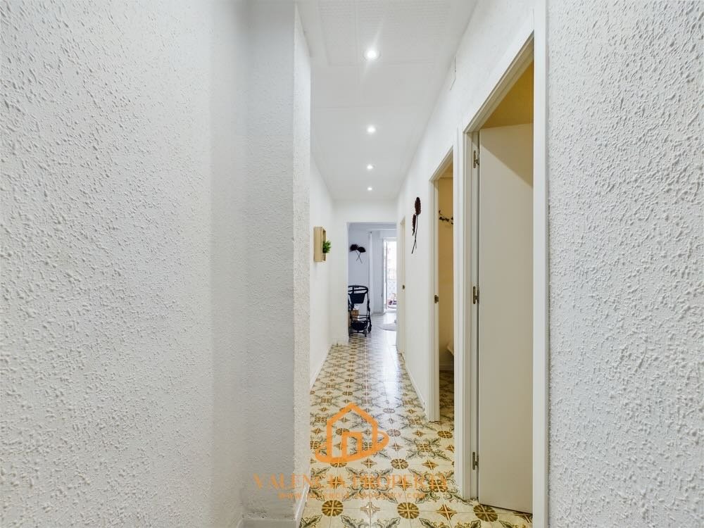 Property 2404 - Image 15