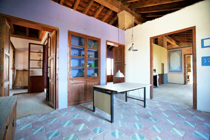 Property 2408 - Image 14