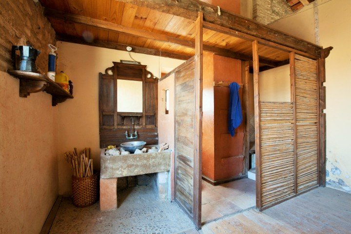 Property 2408 - Image 15