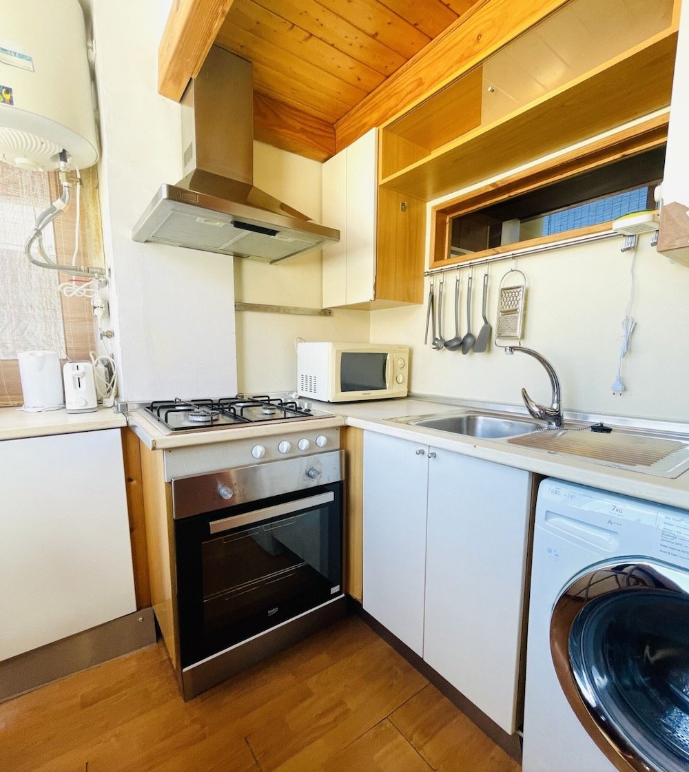 Property 2412 - Image 15