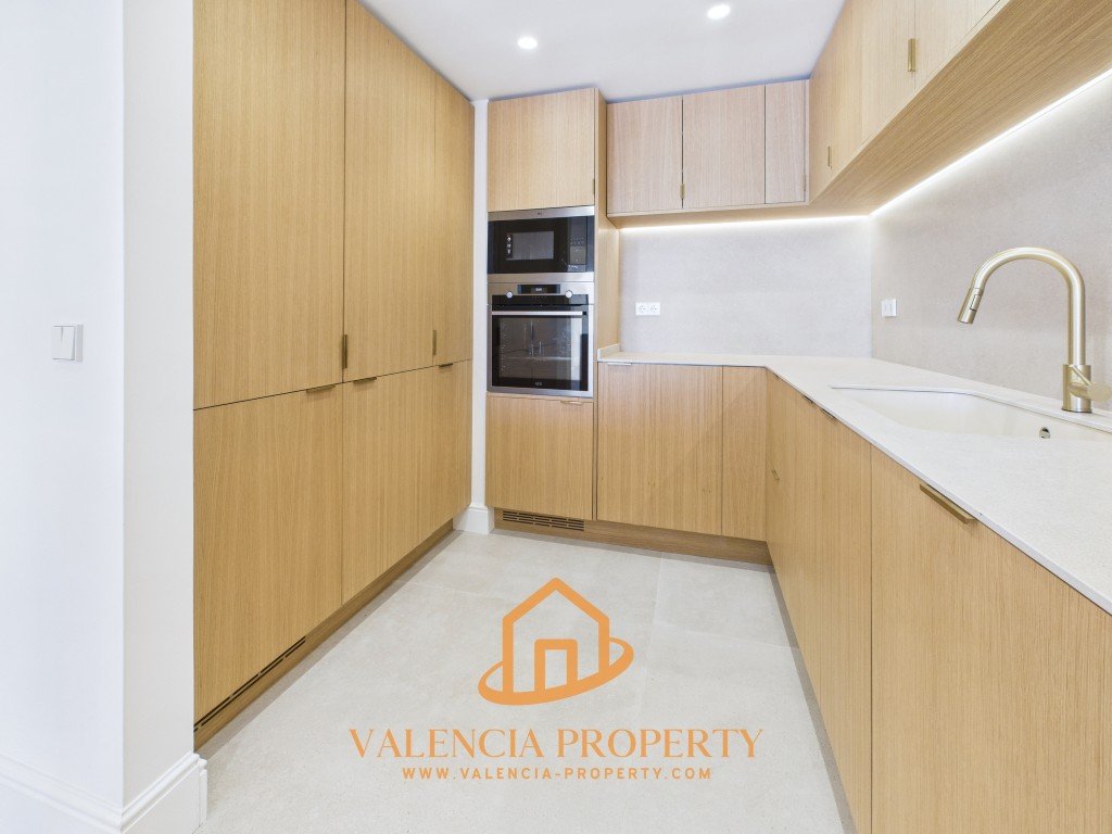 Property 2414 - Image 7