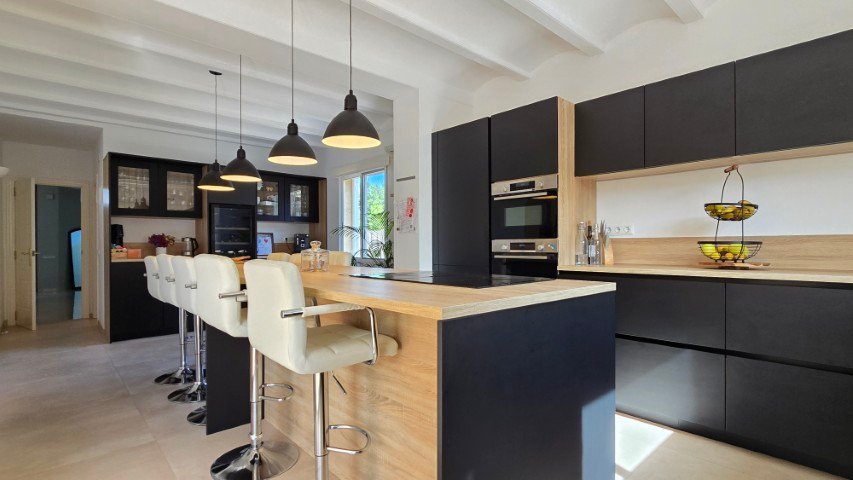 Property 2415 - Image 47