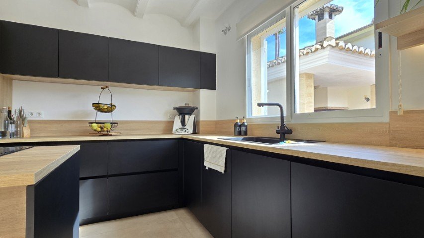 Property 2415 - Image 48