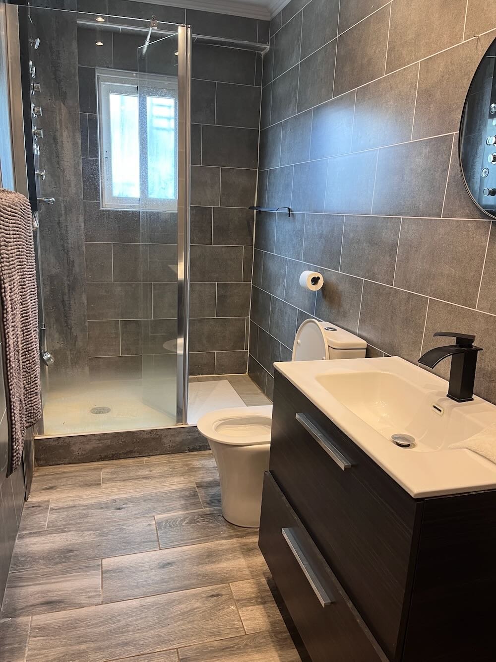 Property 2418 - Image 11