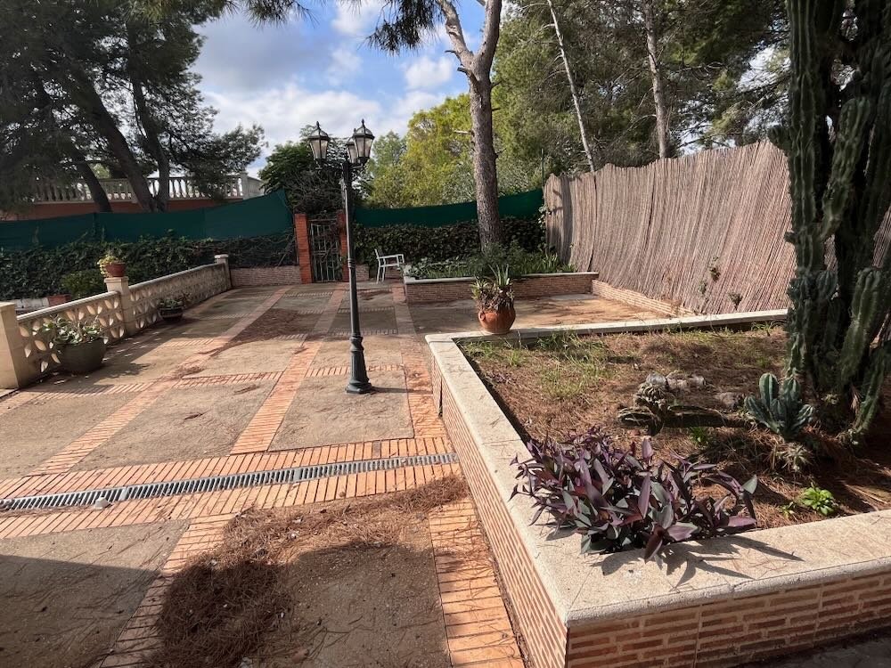 Property 2418 - Image 30