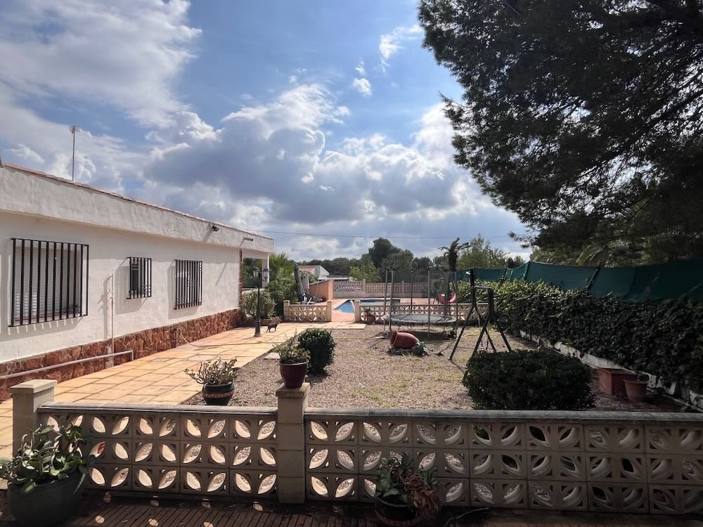 Property 2418 - Image 31