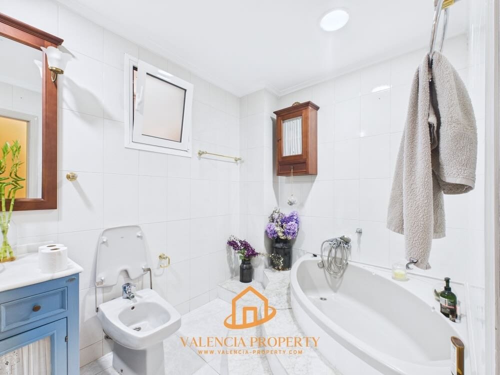 Property 2419 - Image 6