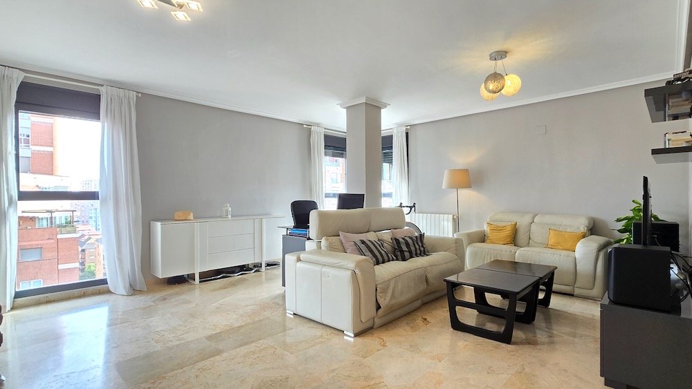 Property 2423 - Image 2