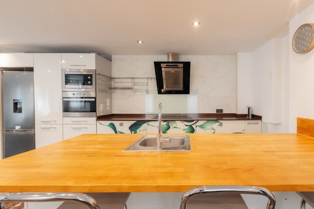 Property 2425 - Image 2