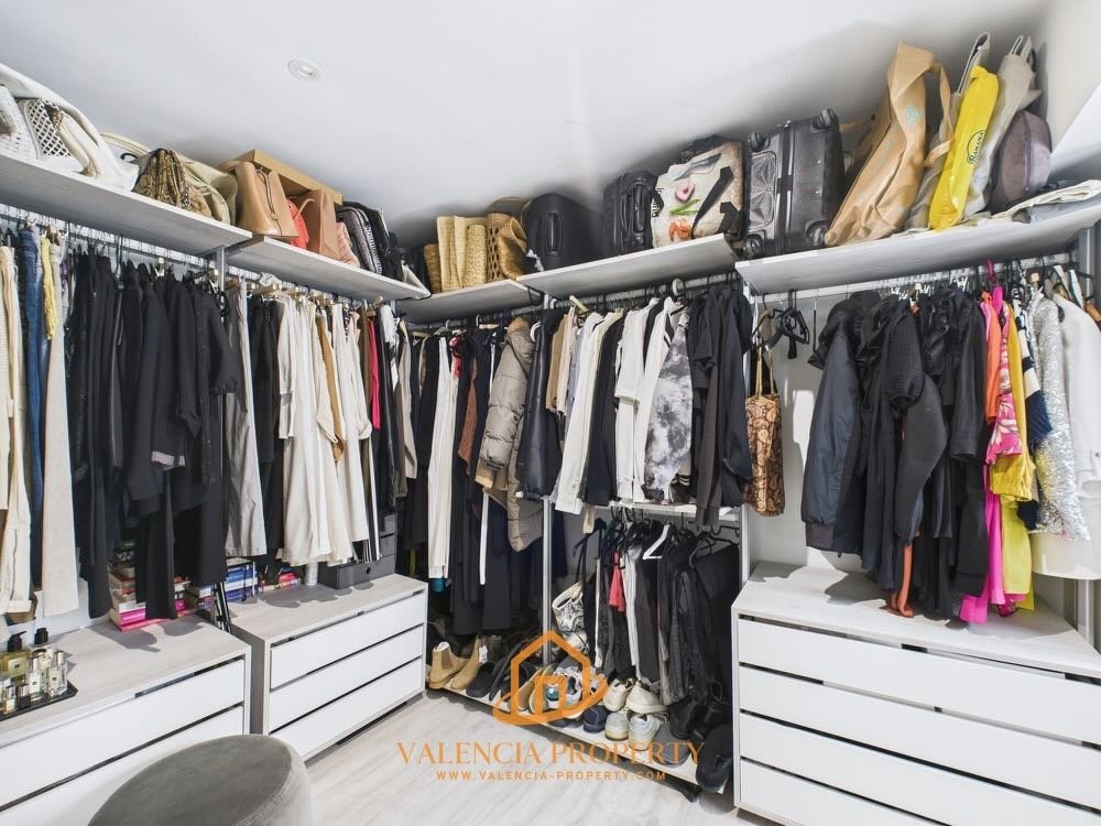 Property 2426 - Image 14