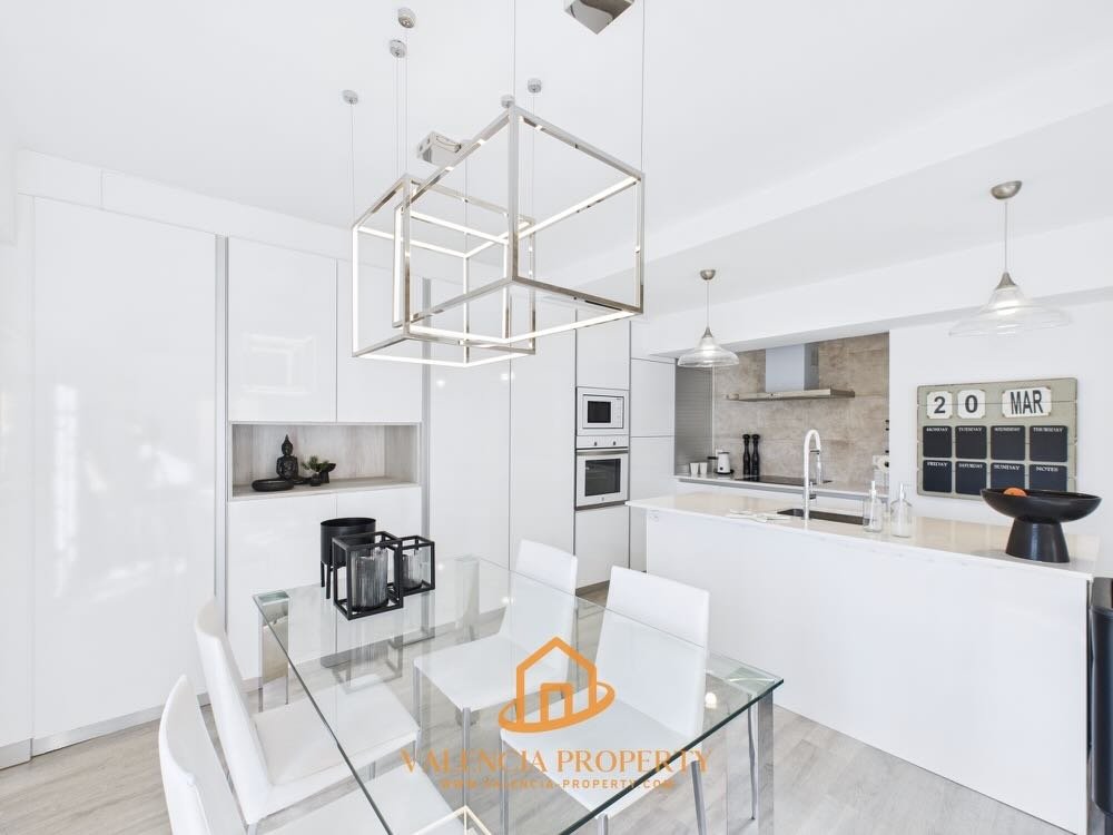 Property 2426 - Image 4