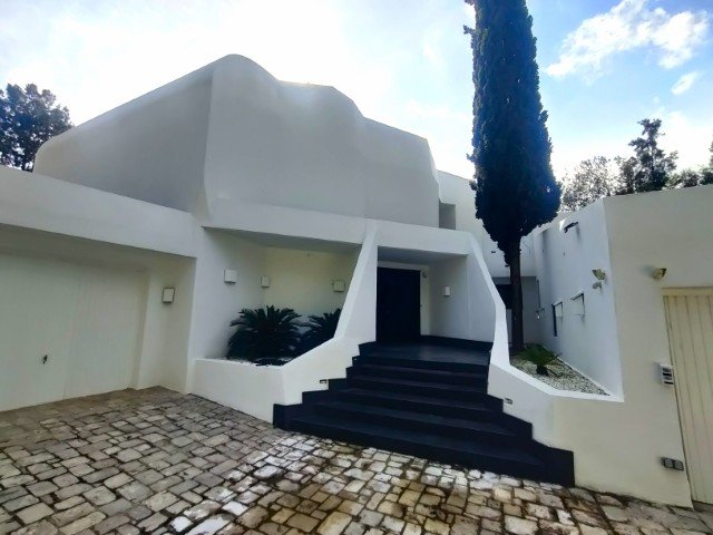 Property 2428 - Image 42