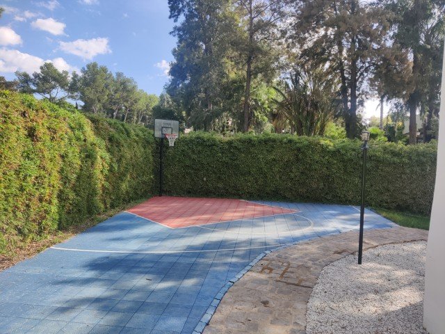 Property 2428 - Image 43