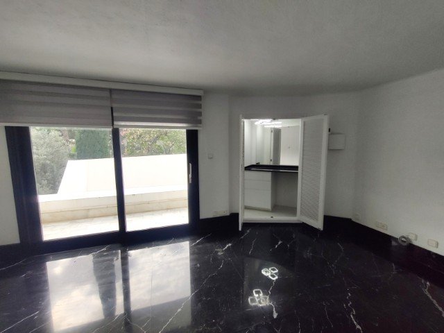 Property 2428 - Image 21