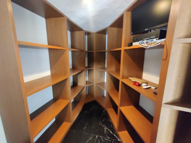 Property 2428 - Image 22