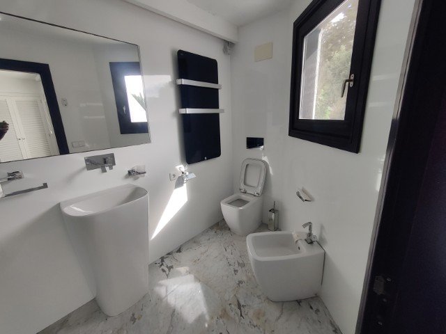 Property 2428 - Image 25