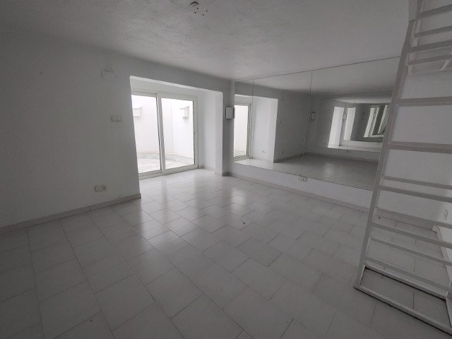 Property 2428 - Image 26