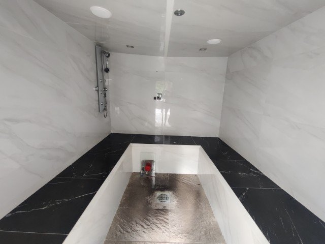 Property 2428 - Image 31