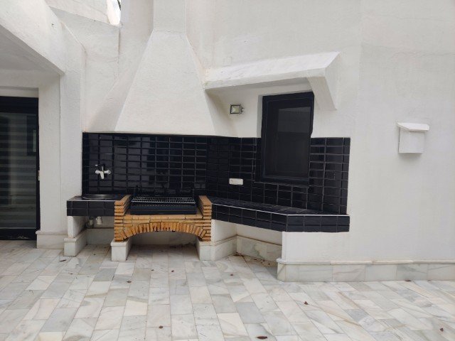 Property 2428 - Image 32