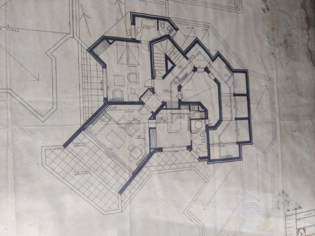 Property 2428 - Image 39