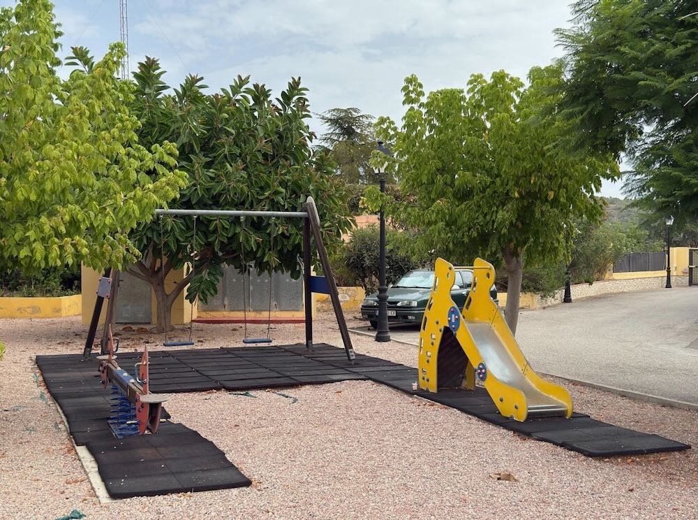 Property 2429 - Image 31