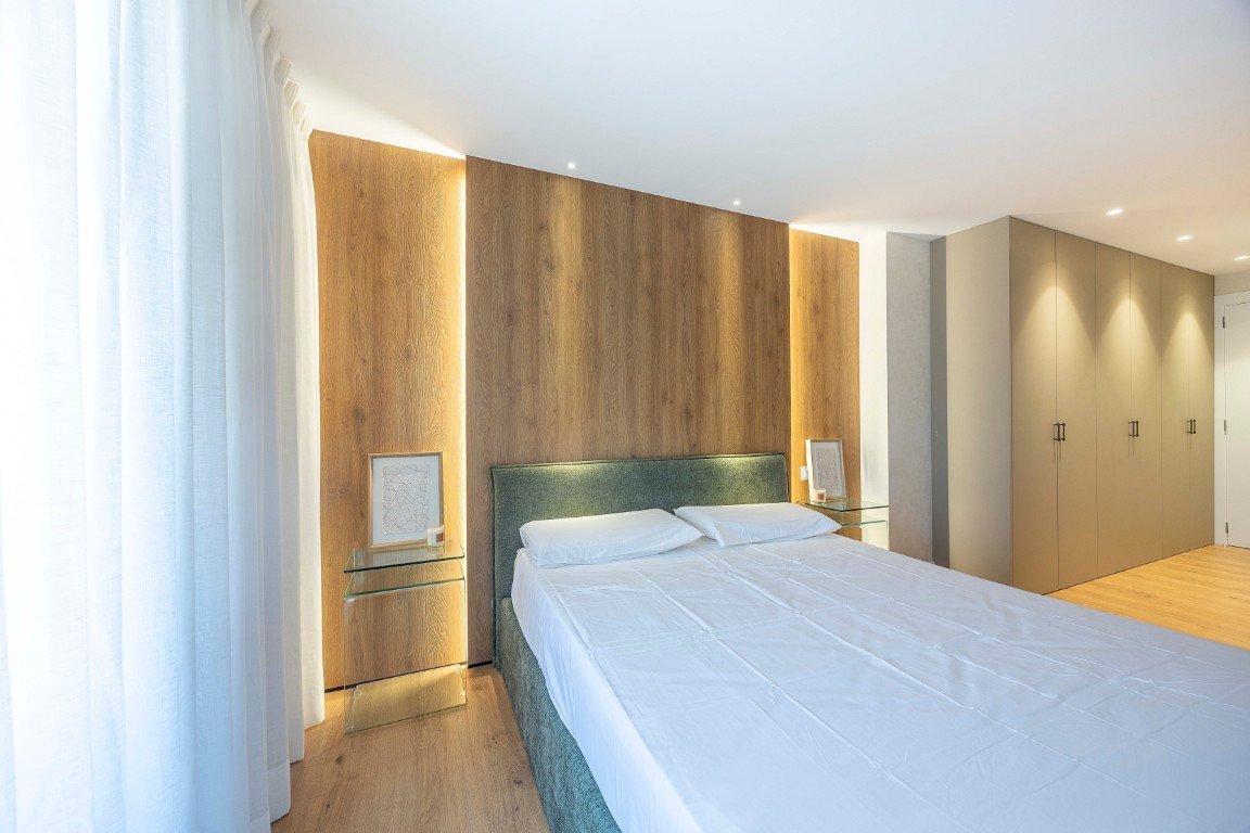 Property 2430 - Image 28