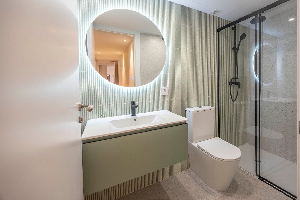 Property 2430 - Image 12