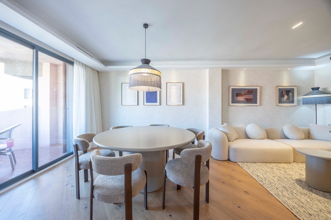 Property 2430 - Image 30