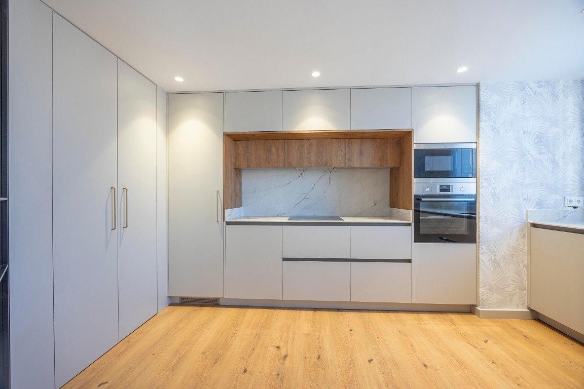 Property 2430 - Image 31