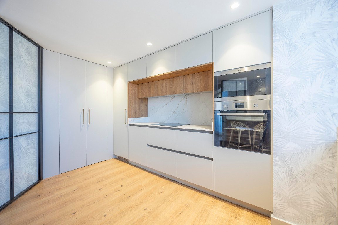 Property 2430 - Image 26