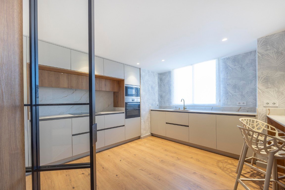 Property 2430 - Image 35