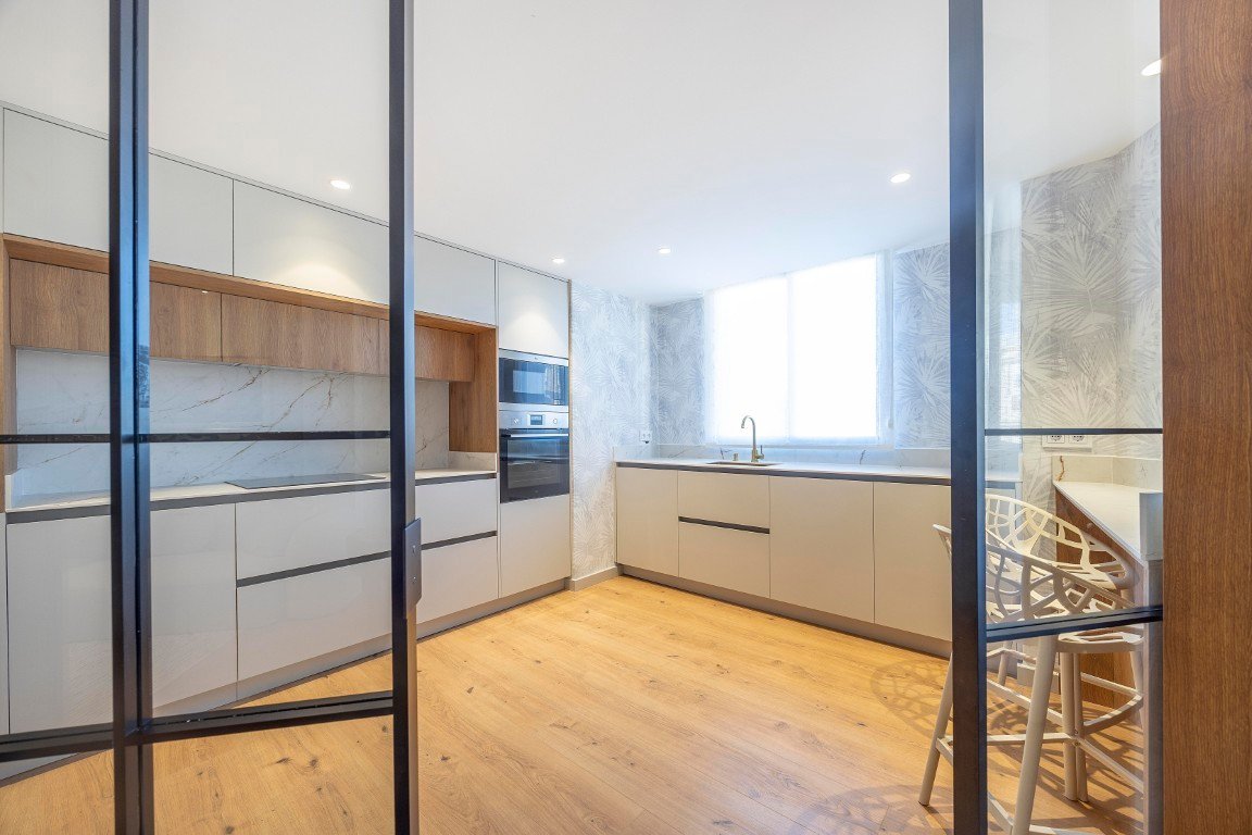 Property 2430 - Image 19