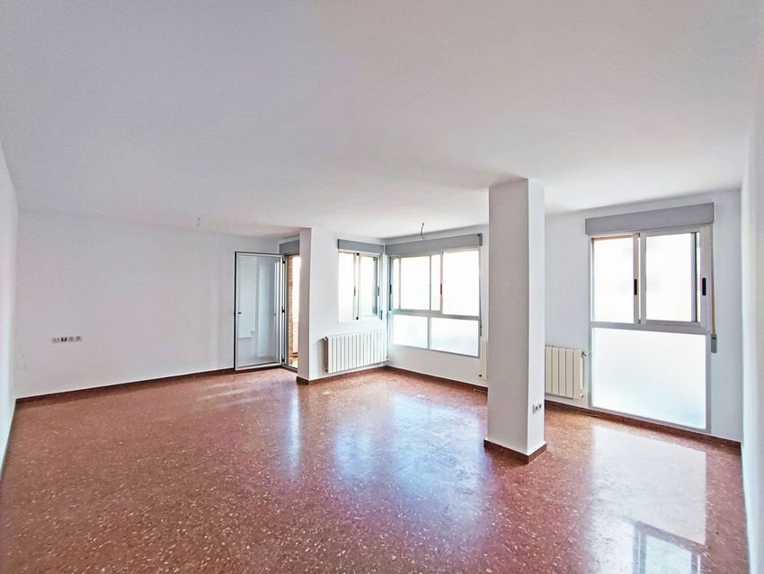 Property 2432 - Image 4