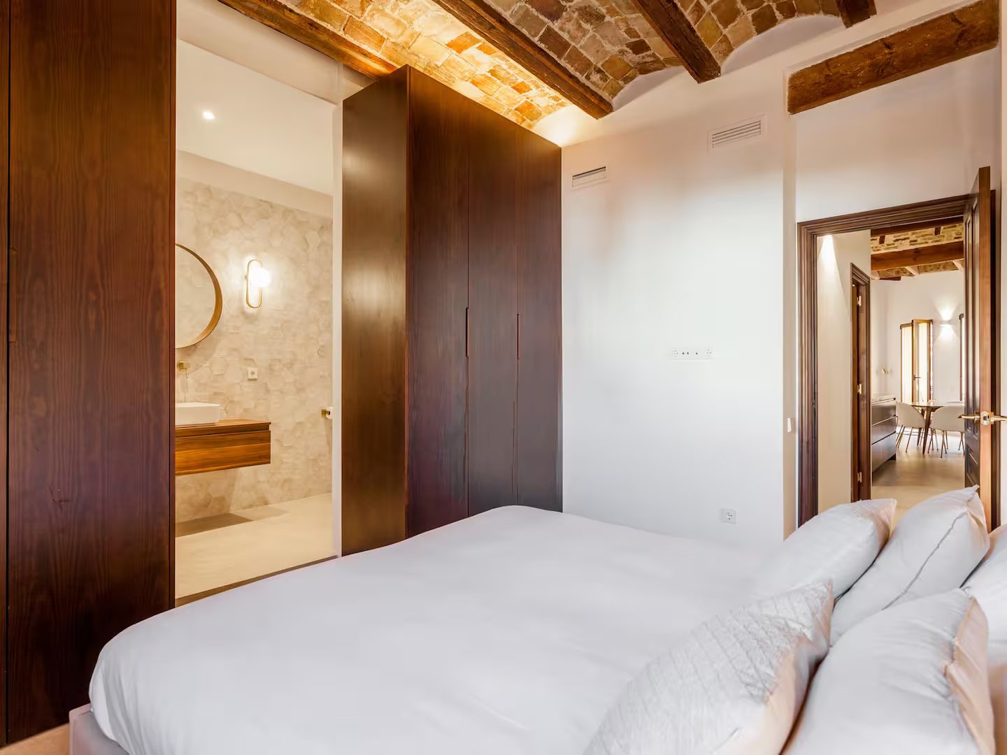 Property 2439 - Image 13