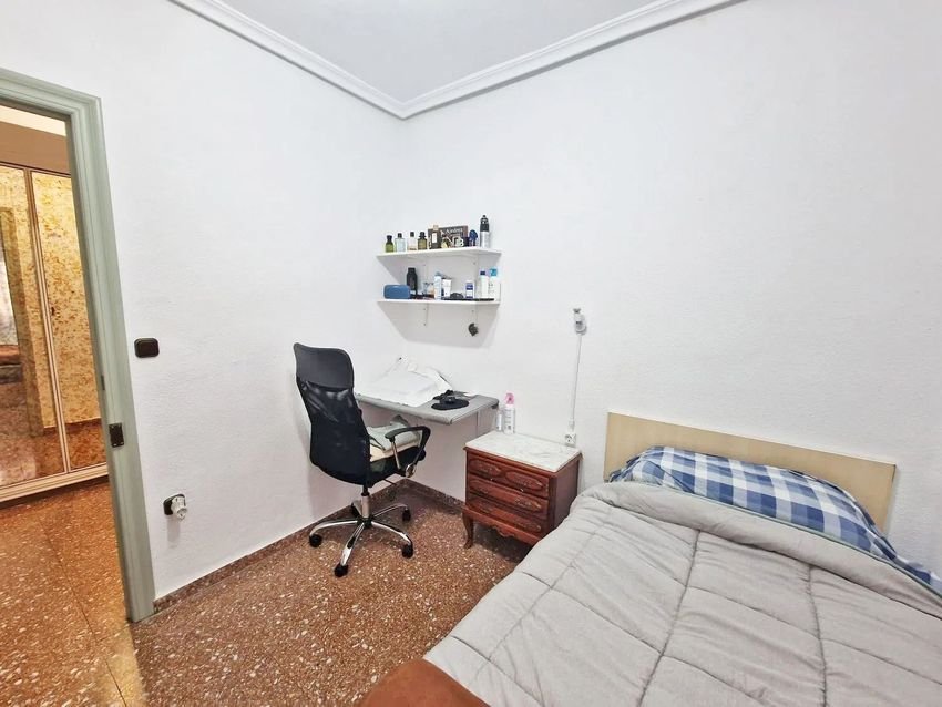 Property 2445 - Image 16