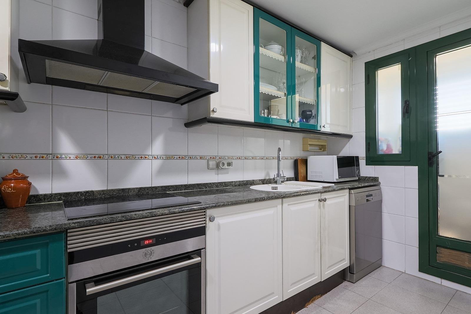 Property 2446 - Image 22