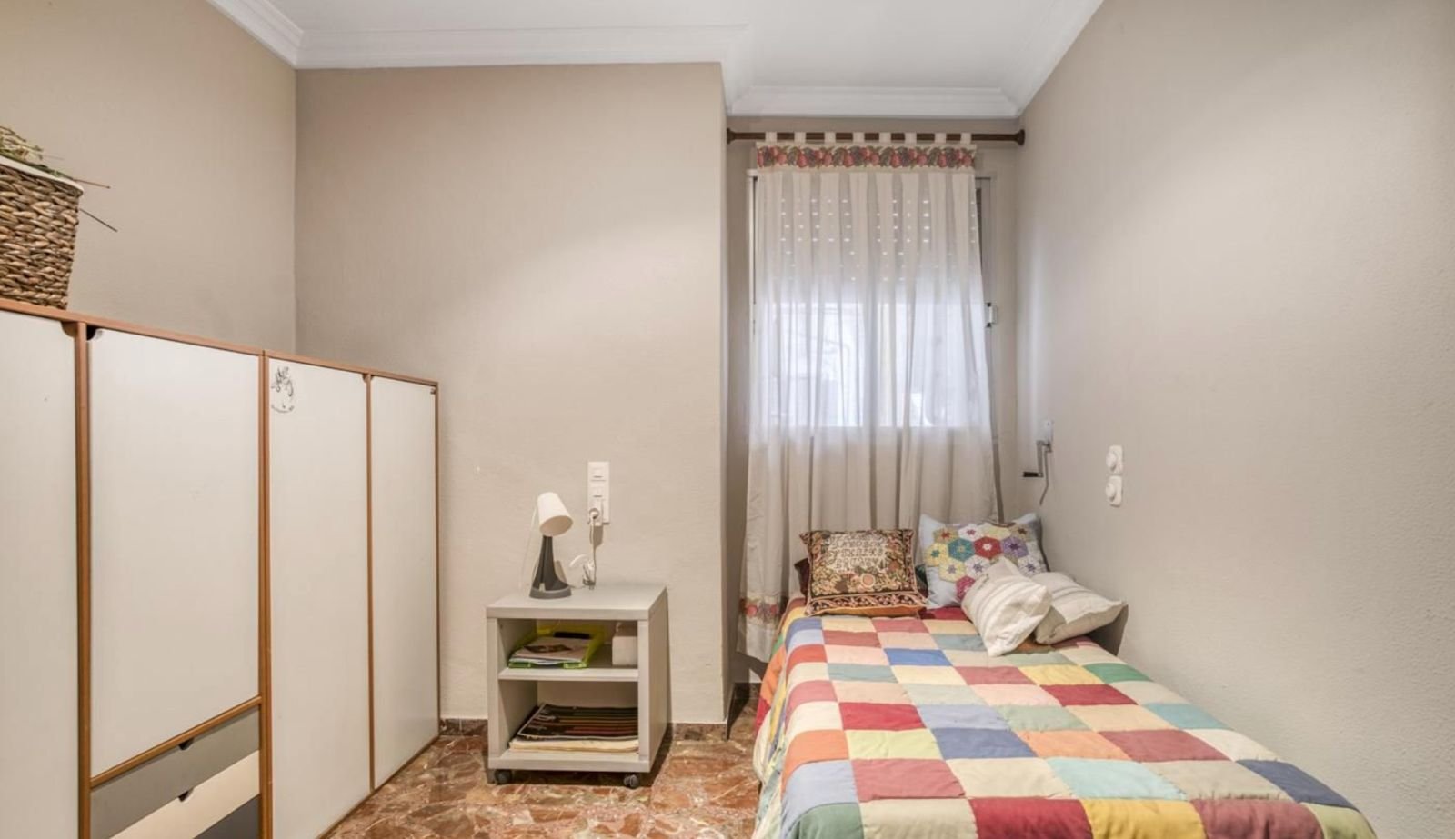 Property 2447 - Image 4