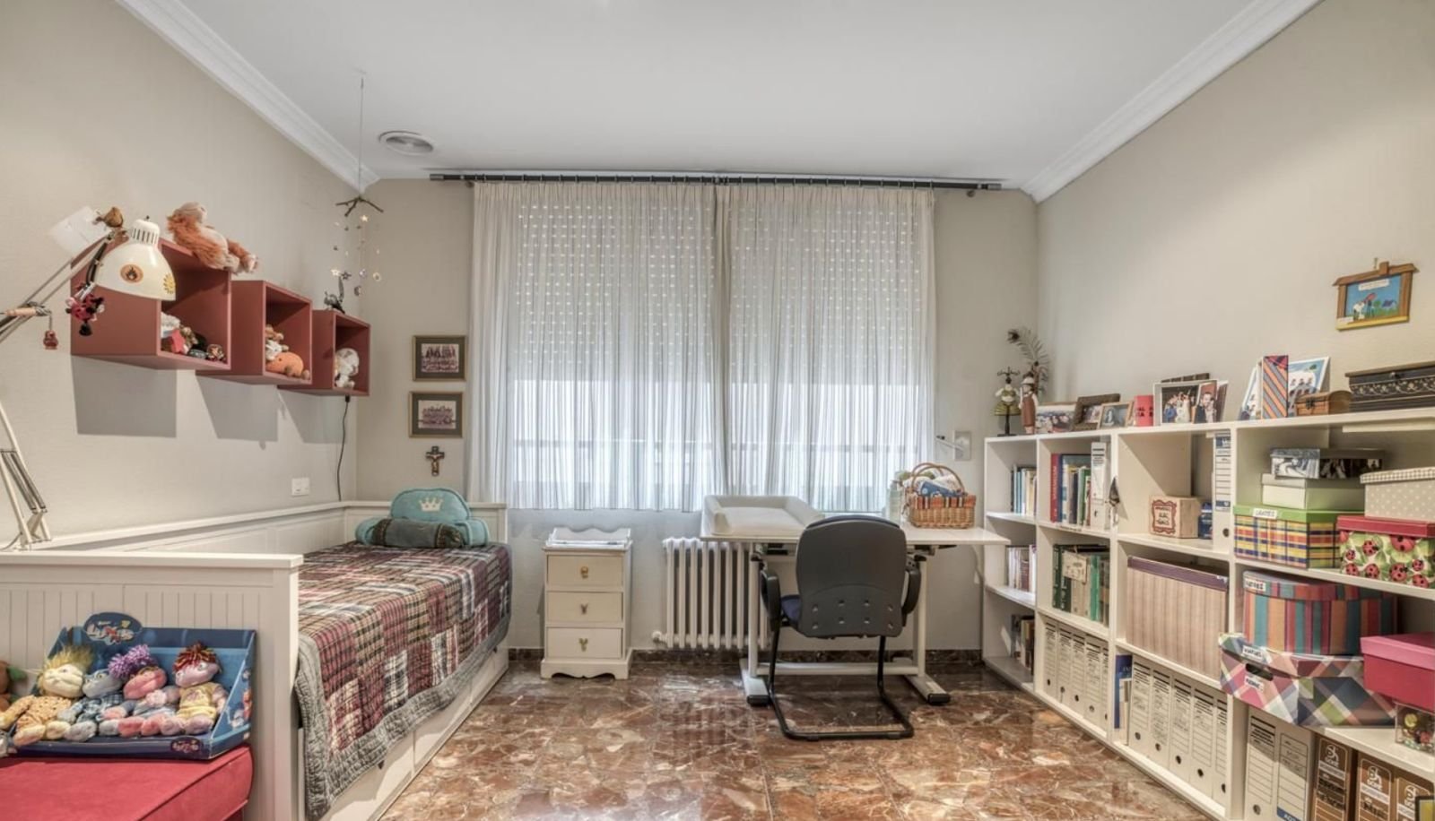 Property 2447 - Image 13