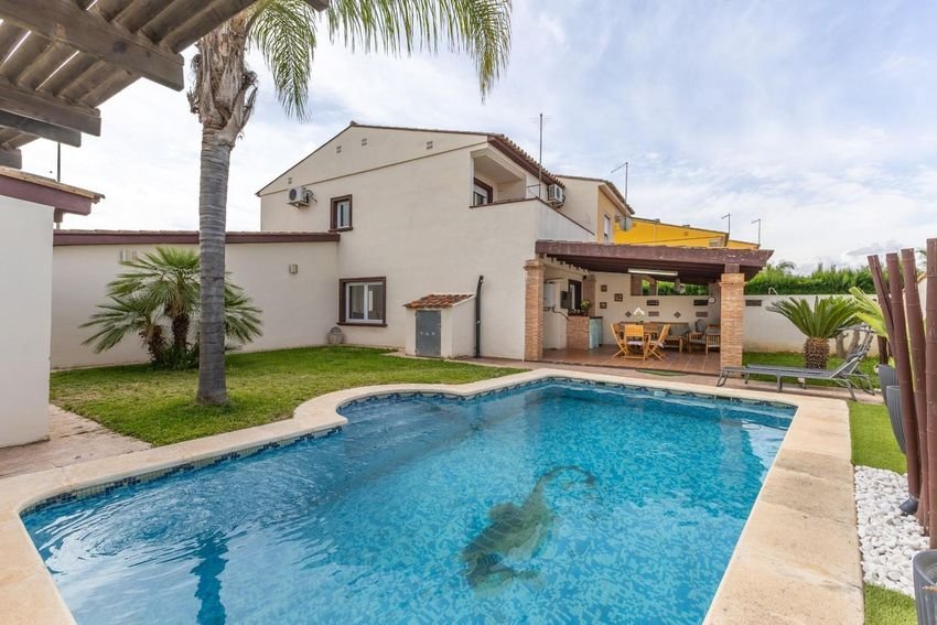 Property 2451 - Image 37