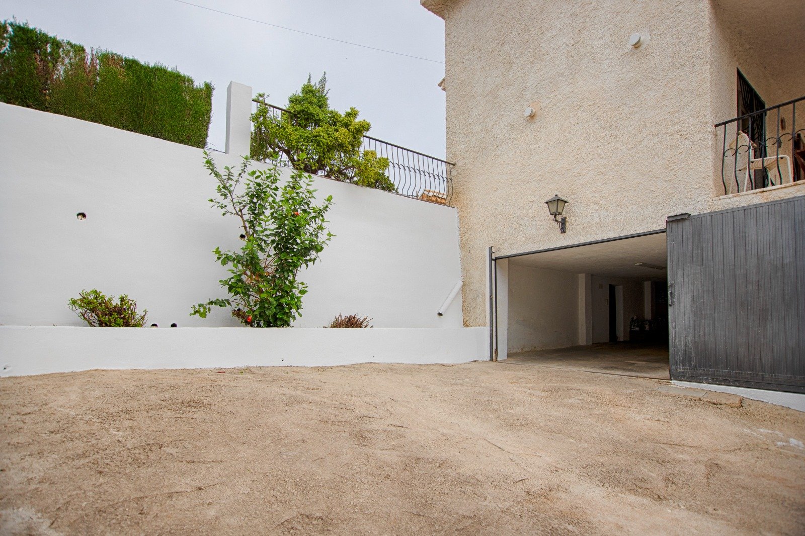 Property 2457 - Image 5