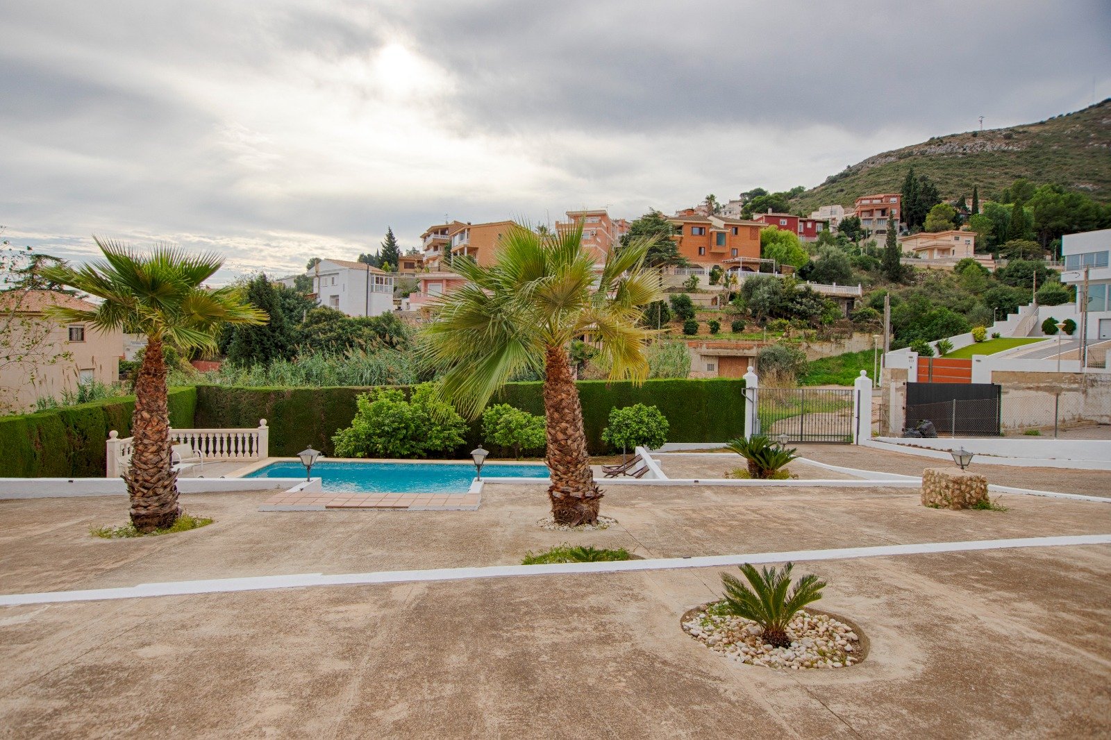 Property 2457 - Image 4