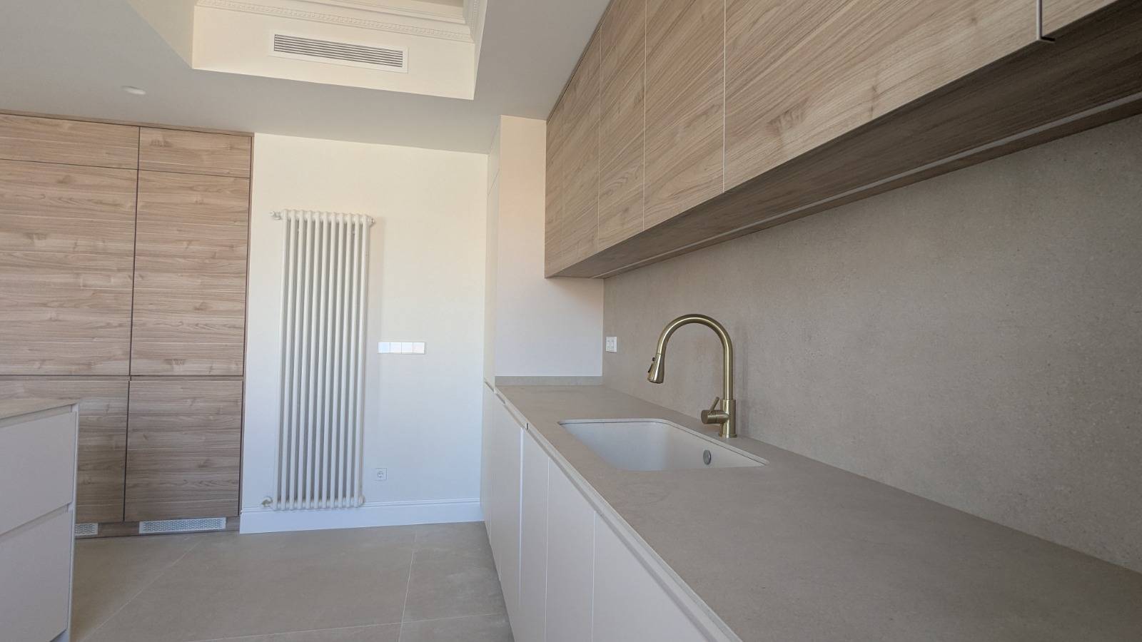 Property 2459 - Image 4