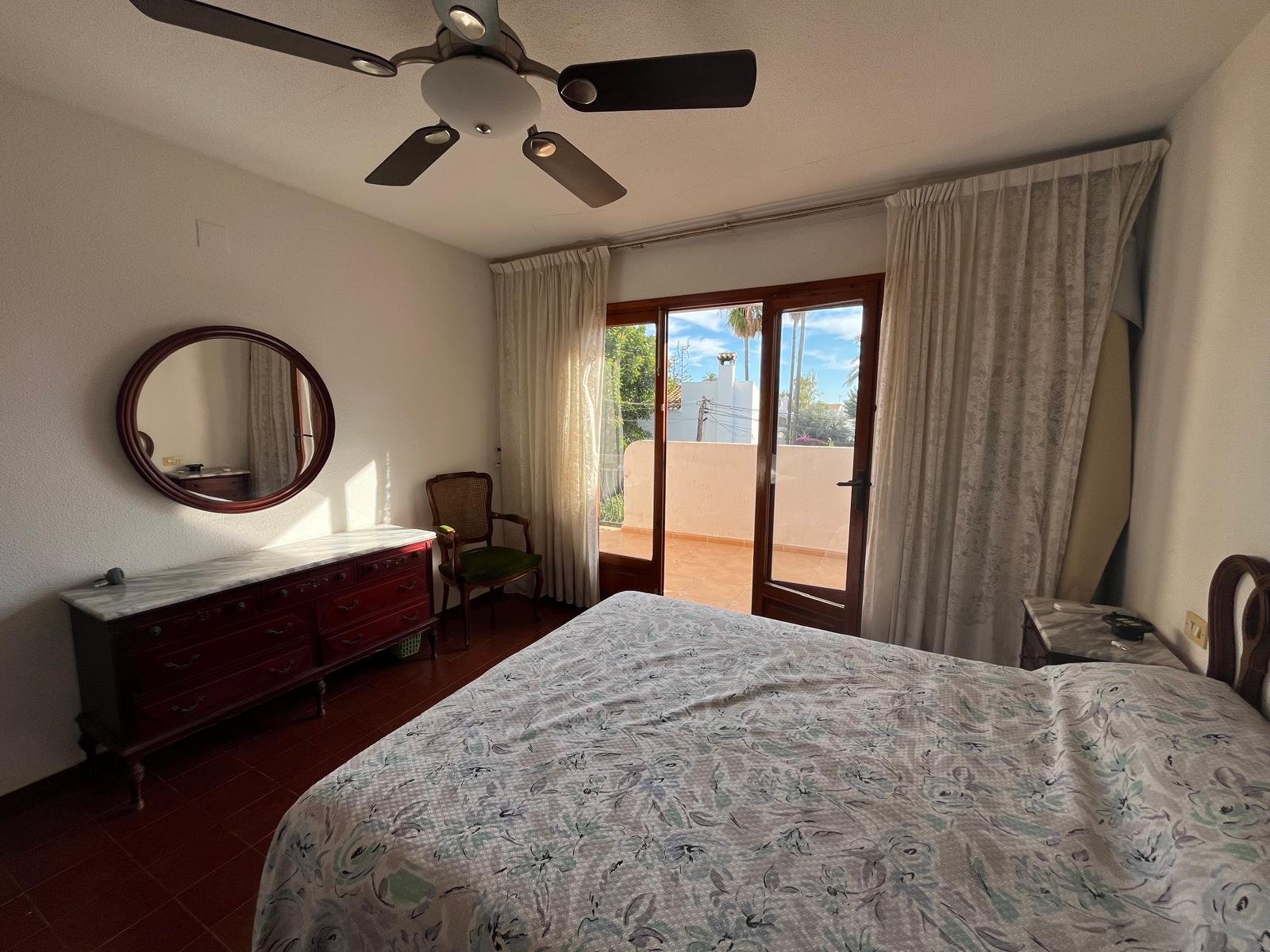 Property 2465 - Image 37