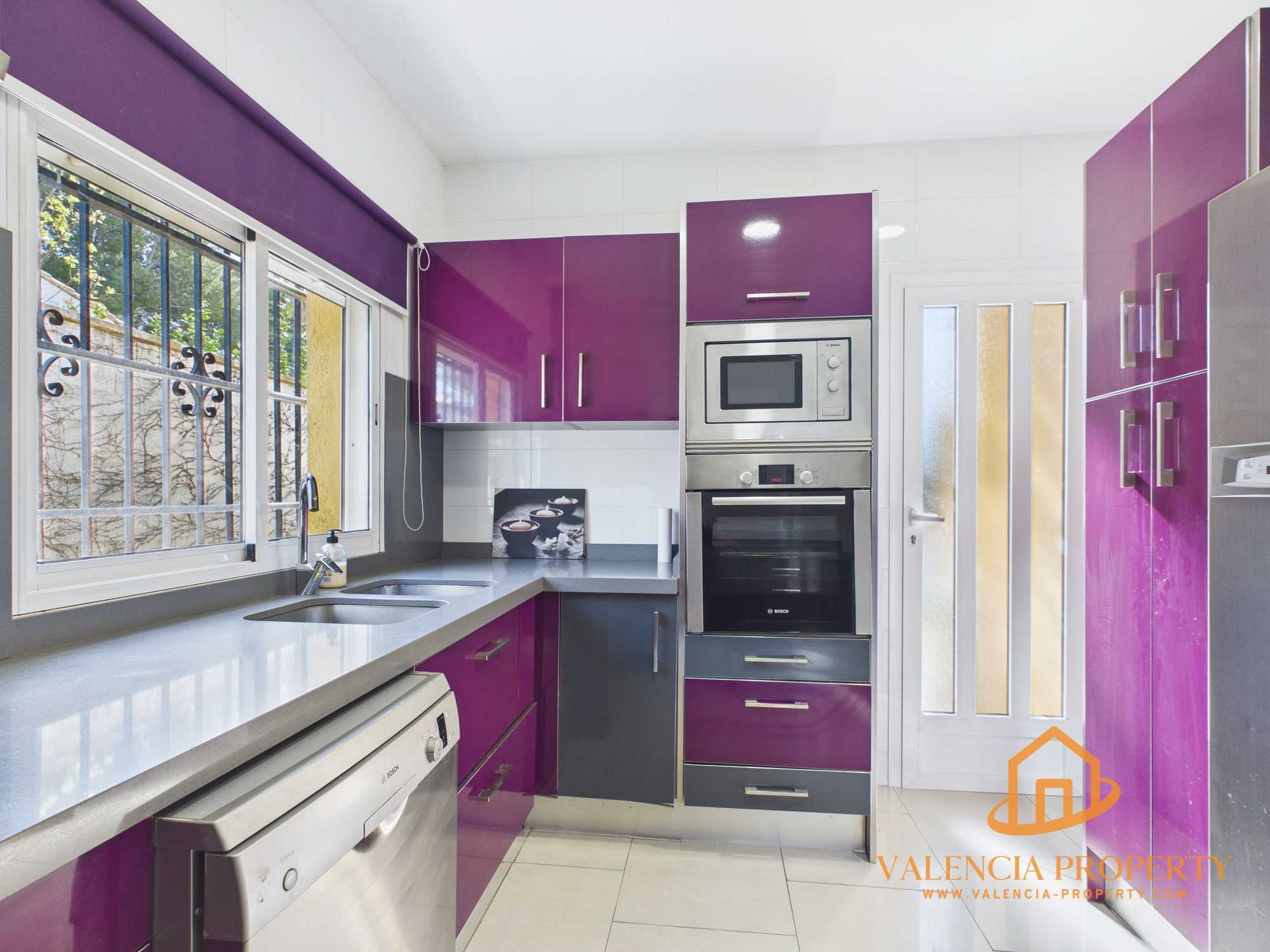 Property 2466 - Image 8