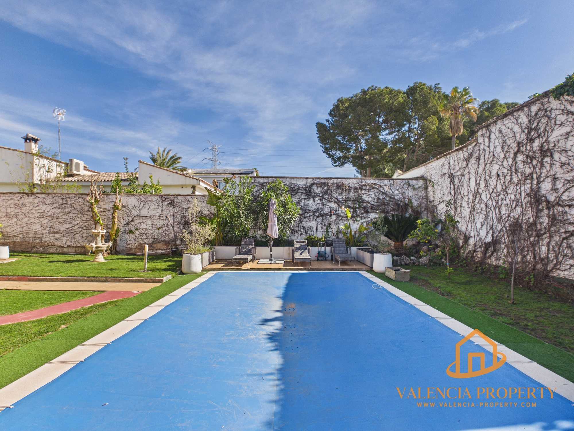 Property 2466 - Image 24